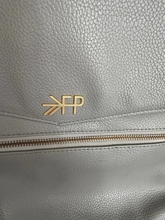 Freshly Picked Classic Diaper Bag-Stone - Picture 4 of 10